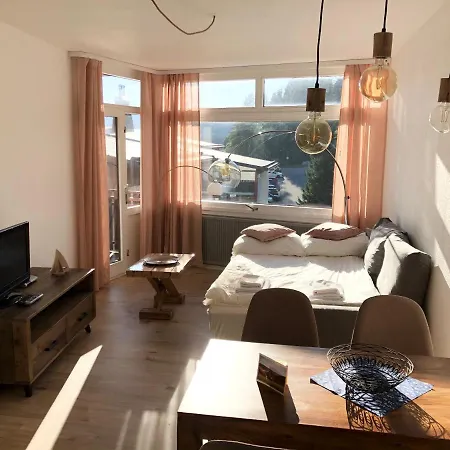 Zu Hause Am - Pool, Sauna, Fitnessraum シュルッフゼー
