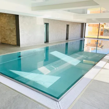 Zu Hause Am - Pool, Sauna, Fitnessraum アパート