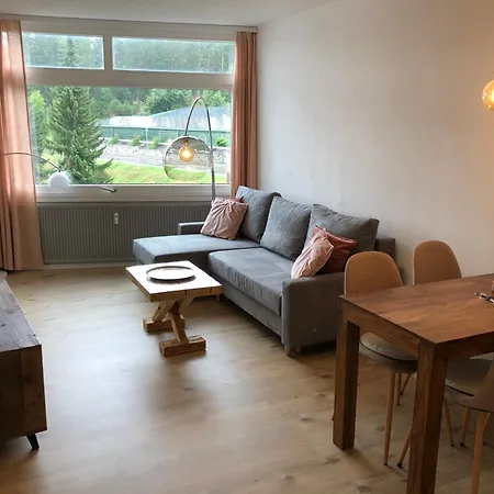 Zu Hause Am - Pool, Sauna, Fitnessraum *